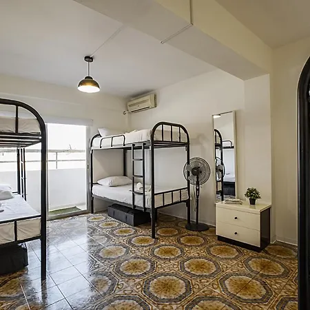 White Hostel Limassol