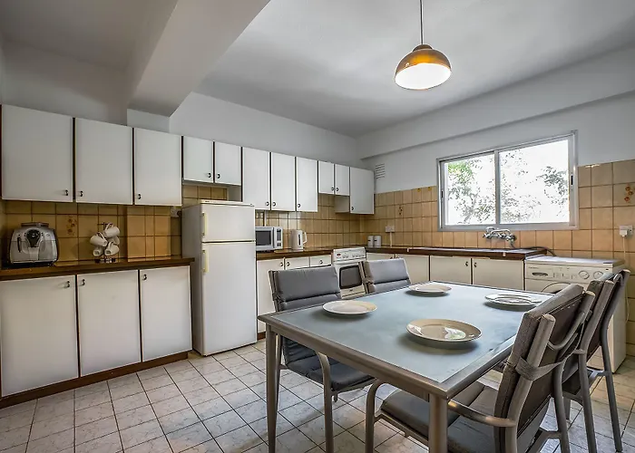 Hostal White Limassol